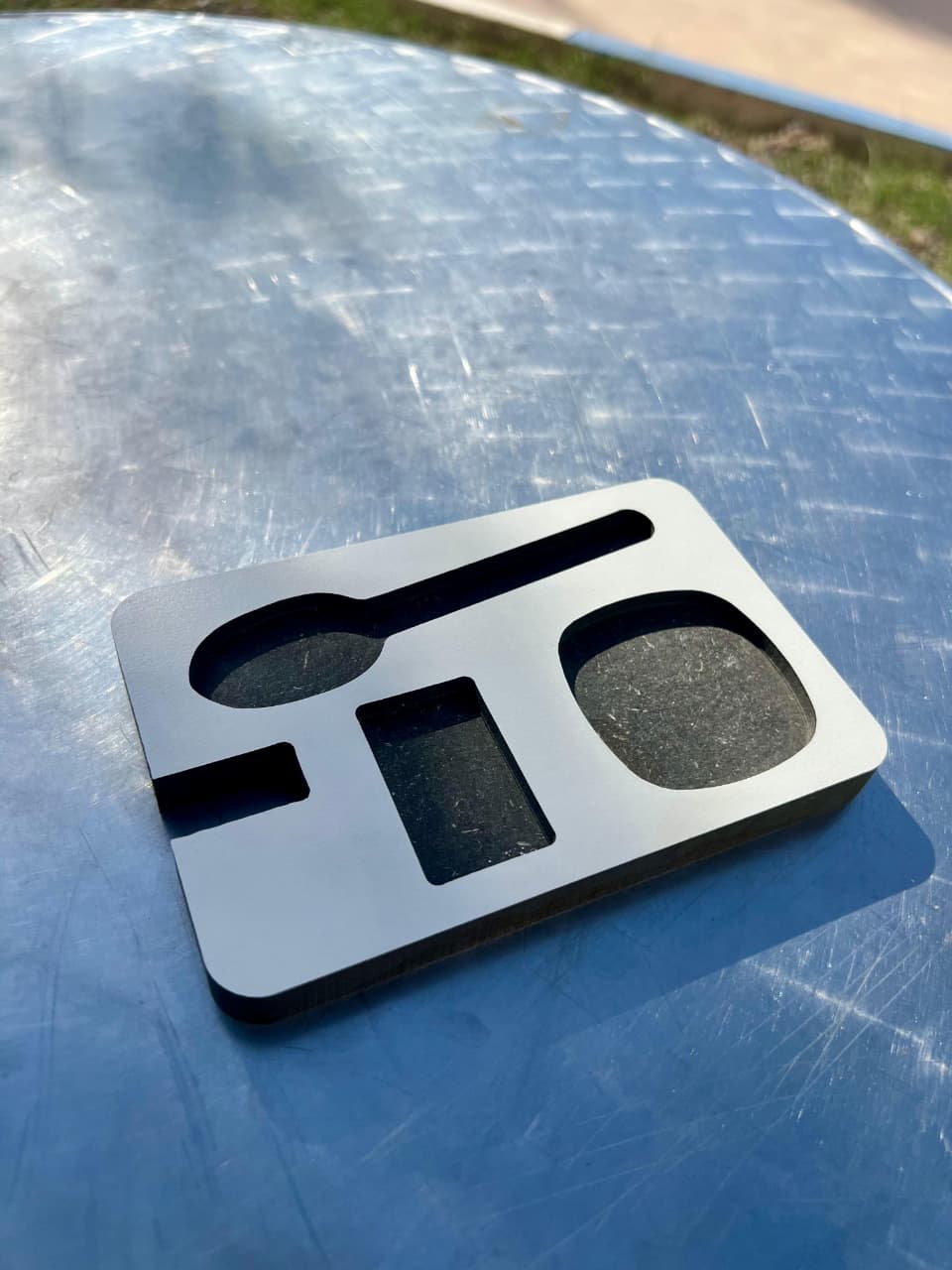 سوطاس رائع مضاد للماء والحرارة - موديل 2025